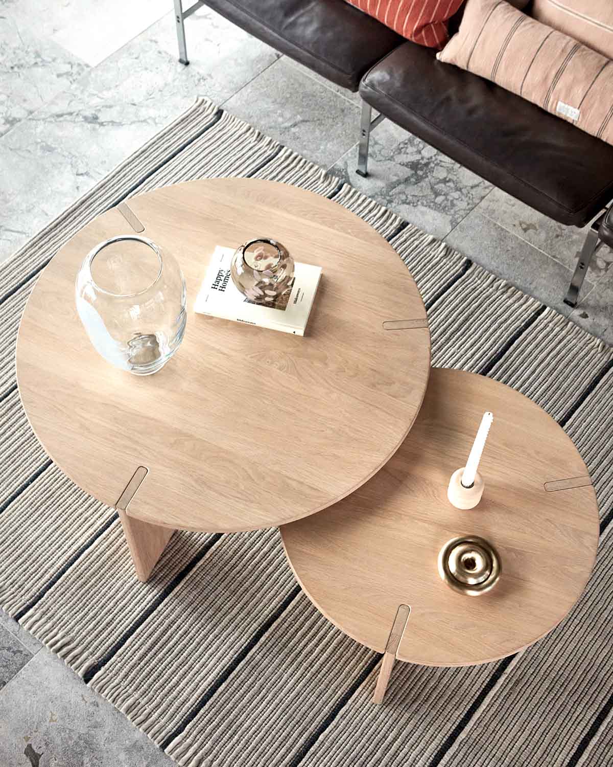 Grande table à café YO.
