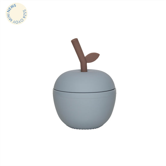 Indlæs billede i Gallery viewer, OYOY MINI Apple Cup Dining Ware 608 Dusty Blue
