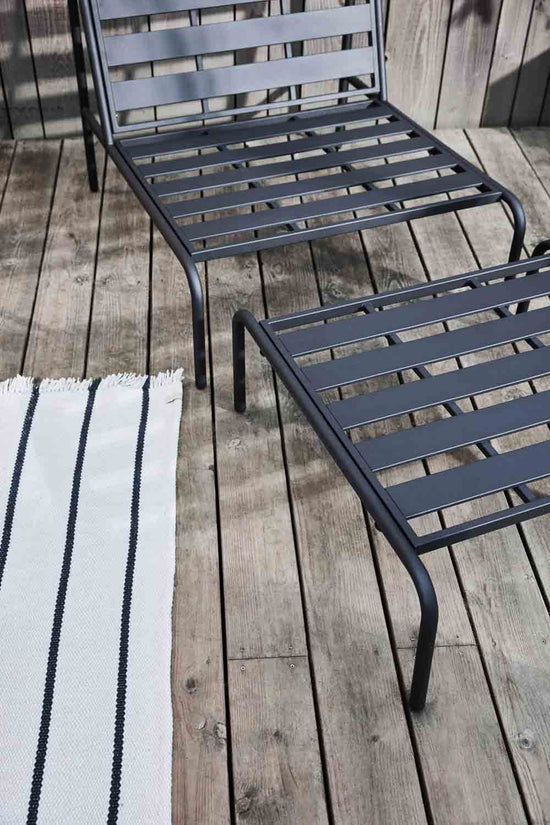 OYOY LIVING Furi Outdoor Lounge Chair Chair 206 Black