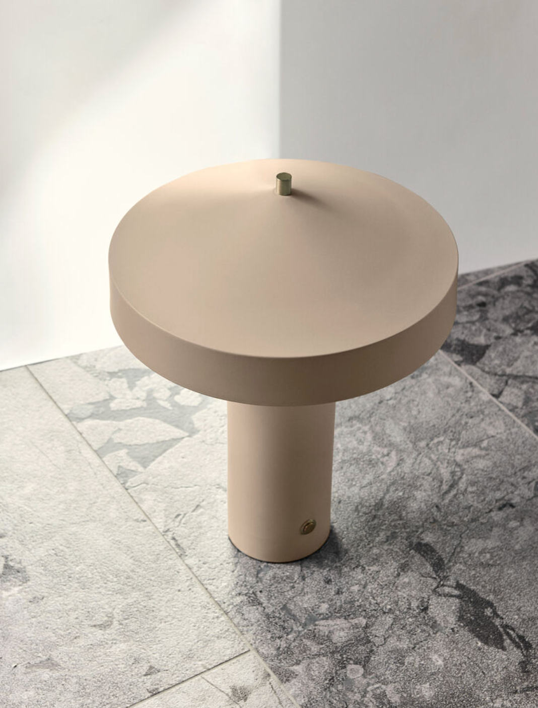 Hatto Table Lamp (EU)