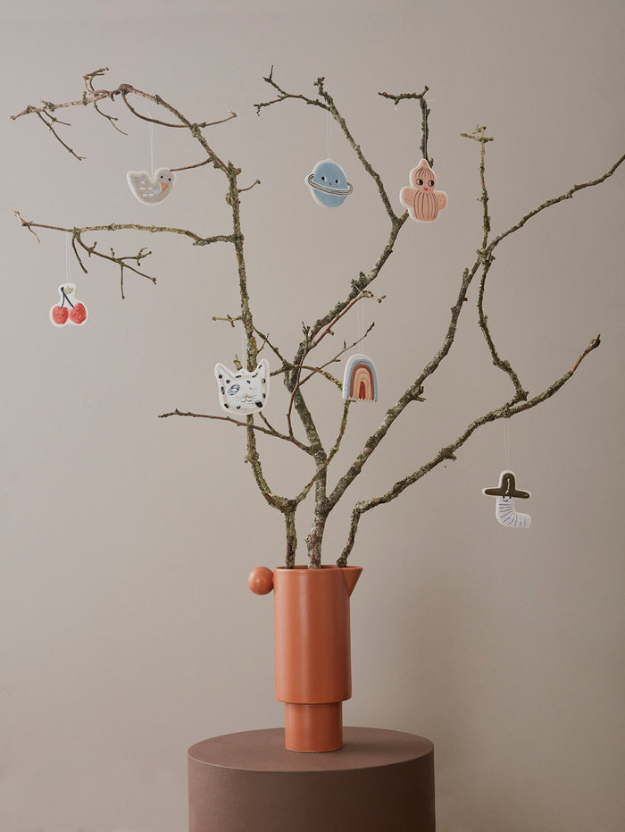 Ceramic Figures - Pack of 7