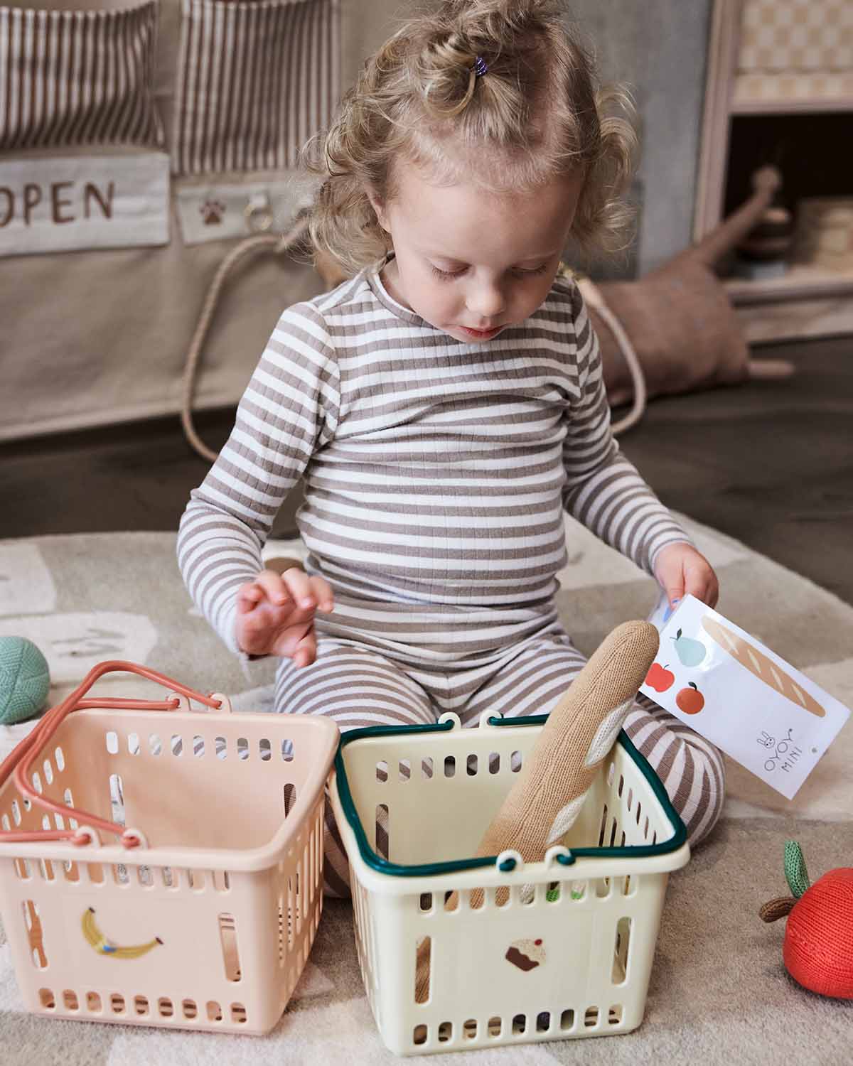 Yummy Shopping Basket