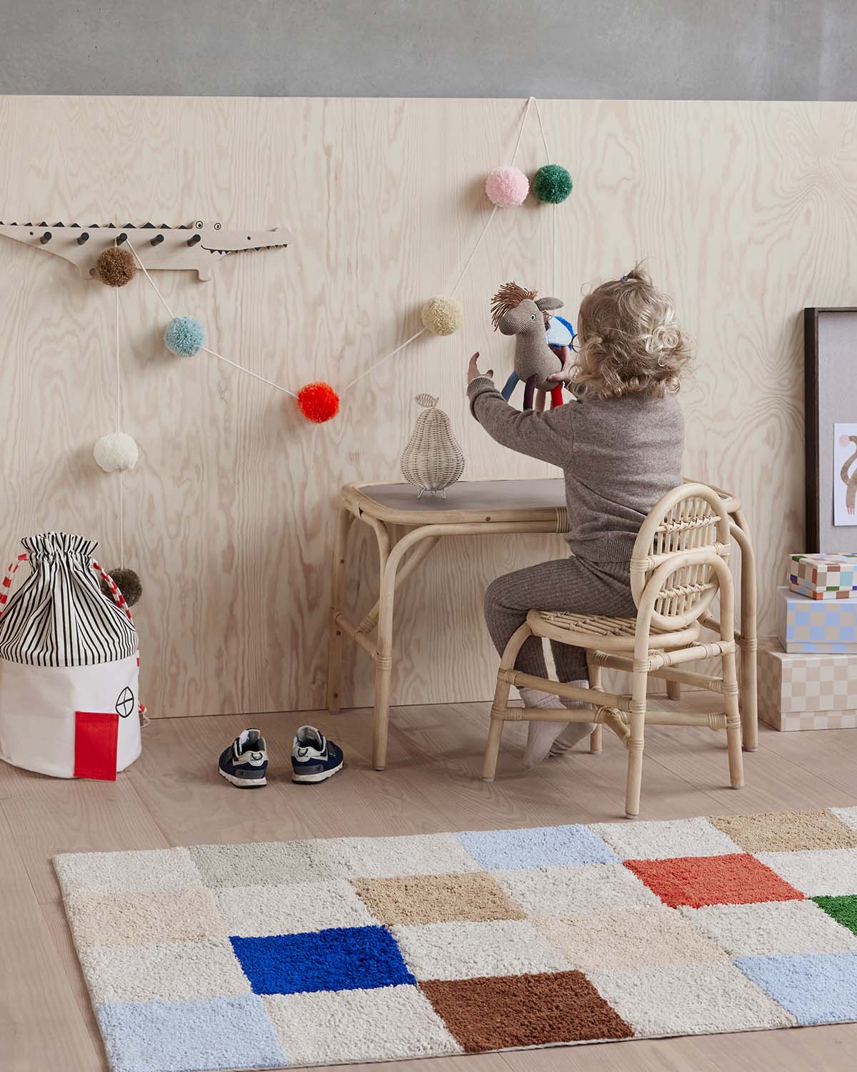 Nana Mini Table