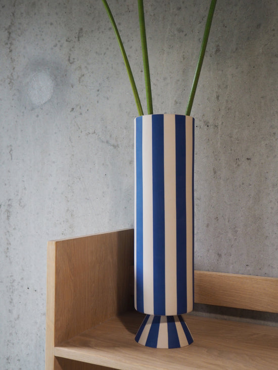 OYOY LIVING Toppu Vase - High Vase 609 Optic Blue