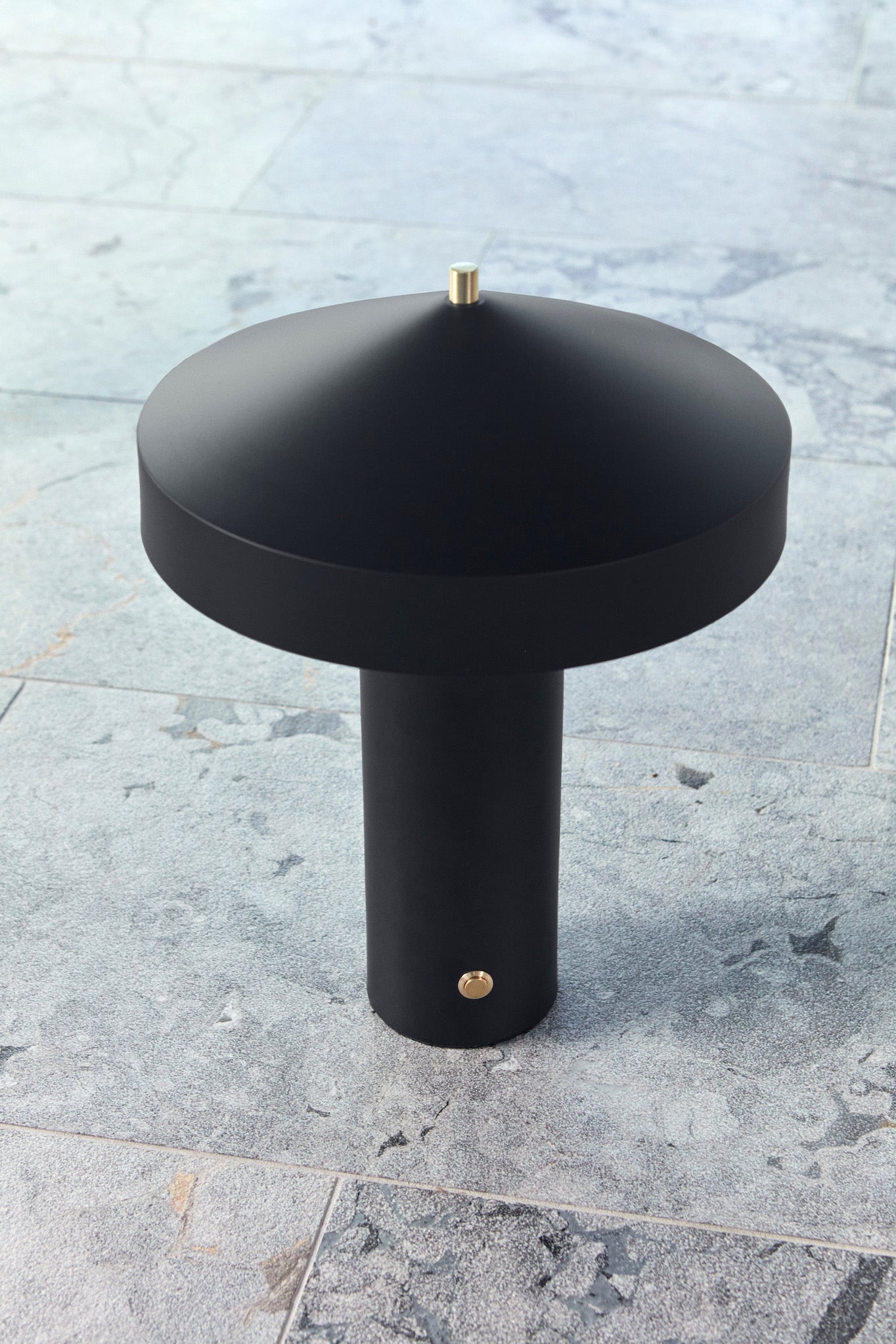 OYOY LIVING Hatto Table Lamp (EU) Table Lamp 206 Black