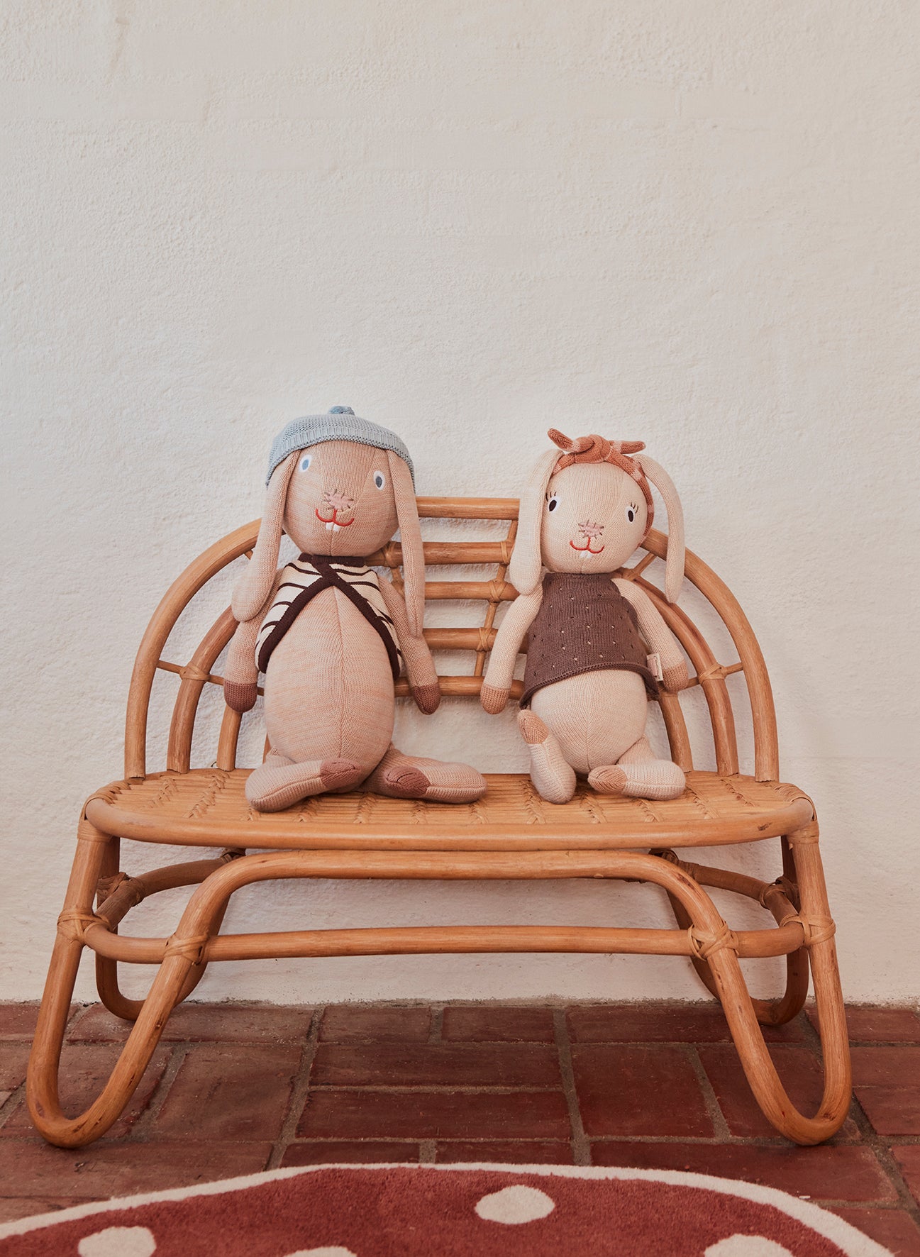 Laden Sie das Bild in den Galerie-Viewer, OYOY MINI Jolien Rabbit Soft Toys 103 Beige
