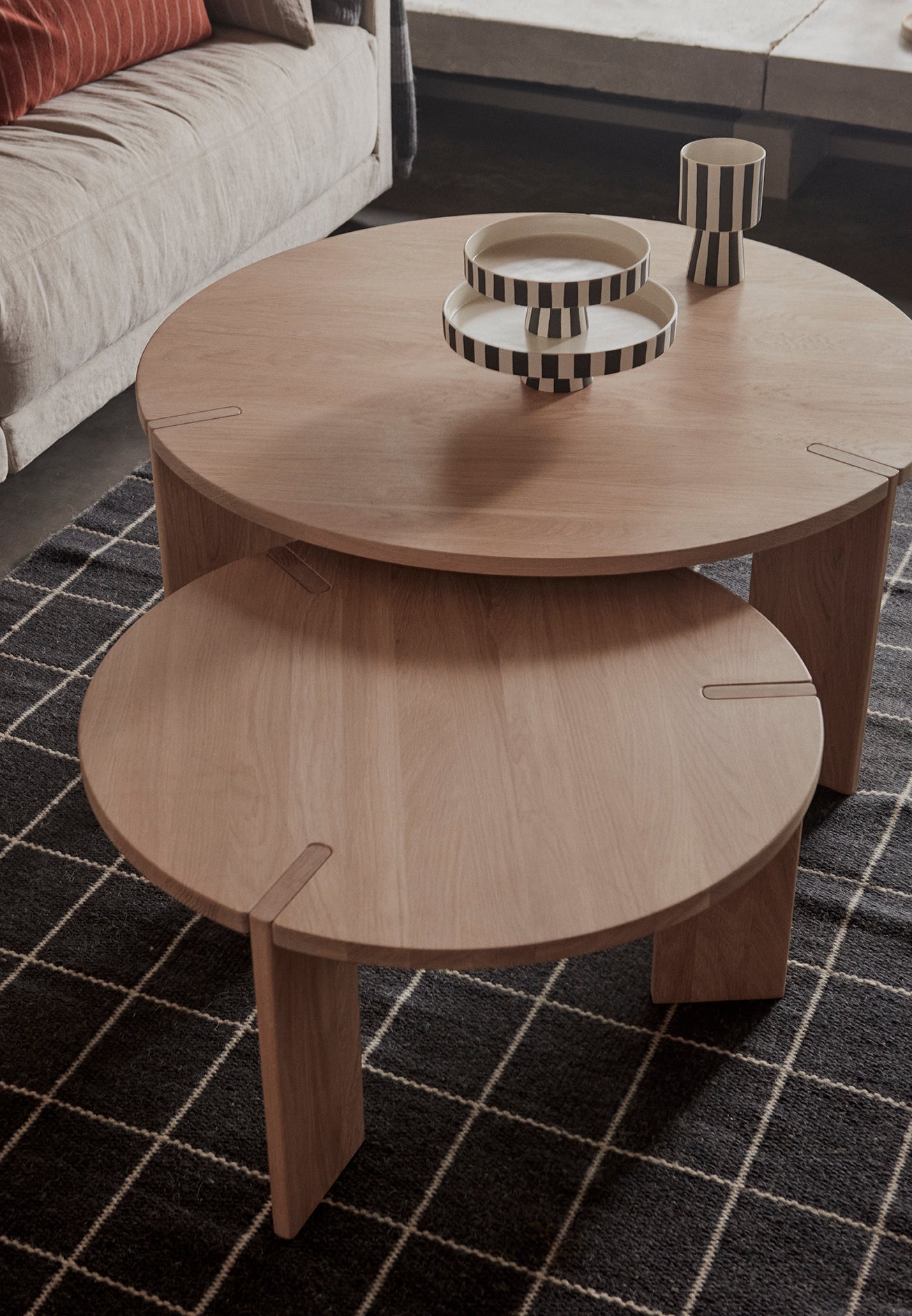 Indlæs billede i Gallery viewer, OYOY LIVING OY Coffee Table - Small Coffee Table 901 Nature
