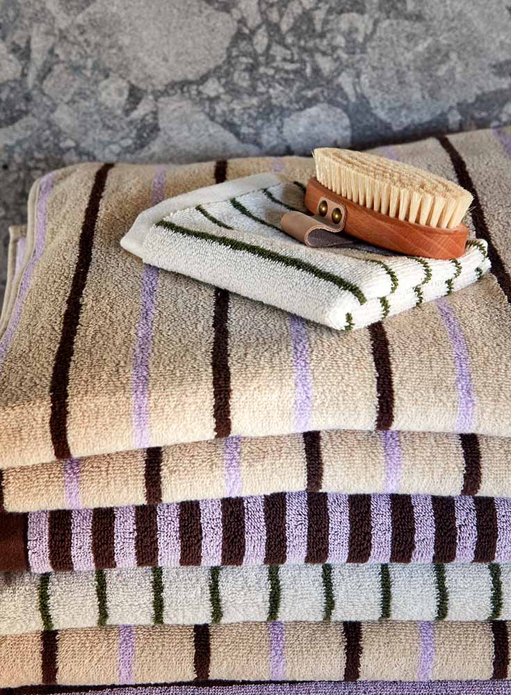 OYOY LIVING Raita Towel - 40x60 cm Towel 701 Green / Offwhite